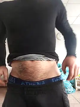 Snapshot of platone09 chatting on 04.15.26 platone09 online show from 04.15.26