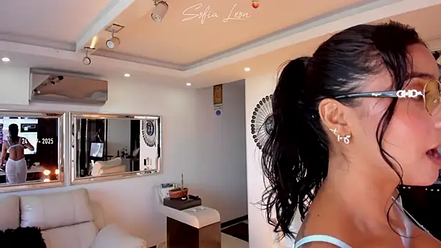 sofiasexhot online show from 09.24.25