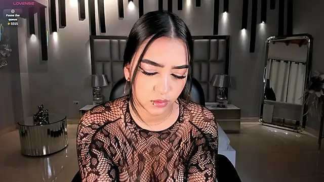 SophieLanne online show from 04.15.26