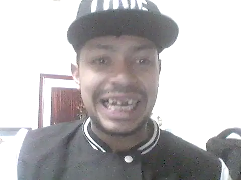 louishotlatinboy online show from 11.17.25