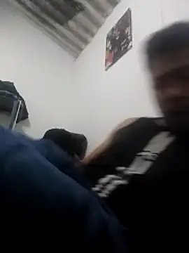 louishotlatinboy online show from 11.18.25