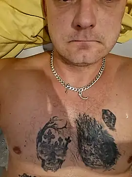 PiotrStasiorowski40 online show from 11.14.25