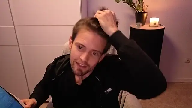 Mystery Mark online show from 11.22.25