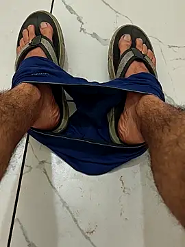 Snapshot of sucre69pb chatting on 12.15.25 sucre69pb online show from 12.15.25