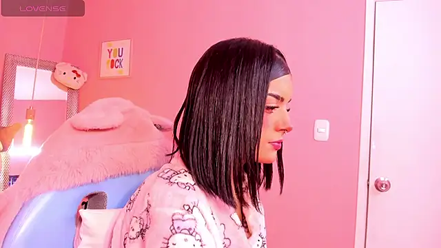 Milu carbajal x online show from 04.17.26