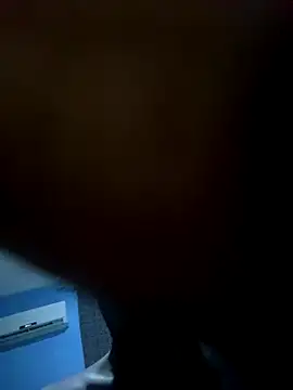 Snapshot of Dontt19 chatting on 11.26.25 Dontt19 online show from 11.26.25