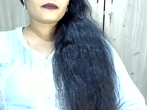 Muskan Jha online show from 04.05.26