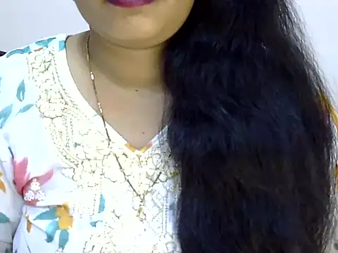 Muskan Jha online show from 04.12.26