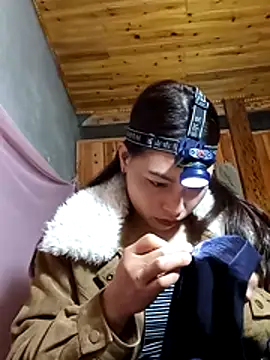 Snapshot of _Su-Su_ chatting on 02.03.26 Su-Su online show from 02.03.26