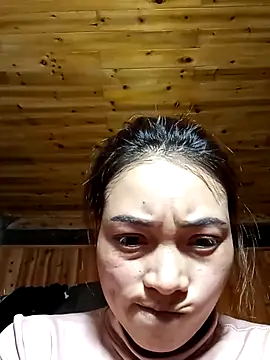 Snapshot of _Su-Su_ chatting on 02.17.26 Su-Su online show from 02.17.26