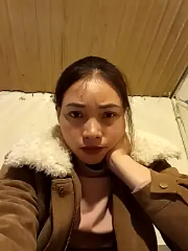 Snapshot of _Su-Su_ chatting on 02.23.26 Su-Su online show from 02.23.26