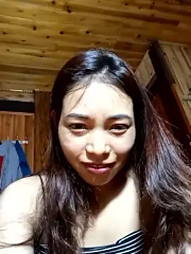 Snapshot of _Su-Su_ chatting on 02.27.26 Su-Su online show from 02.27.26