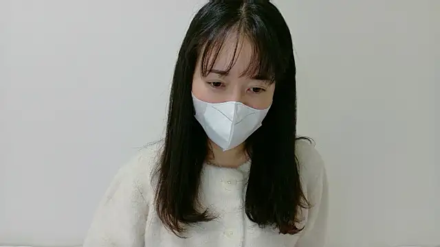 Snapshot of _sa_ra_ chatting on 11.24.25 sa ra online show from 11.24.25