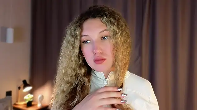 SueHolt online show from 11.18.25