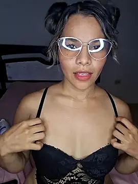 Snapshot of pamela_Tiny chatting on 02.21.26 pamela Tiny online show from 02.21.26