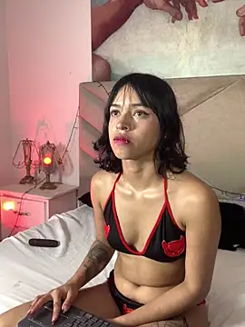 Snapshot of LiilithStonne chatting on 01.19.26 LiilithStonne online show from 01.19.26