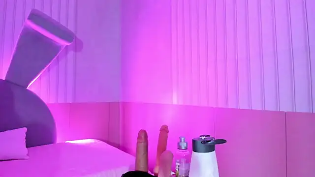 Kendall curves online show from 04.13.26