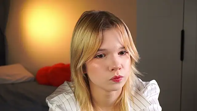 PhillisEsplin online show from 11.23.25