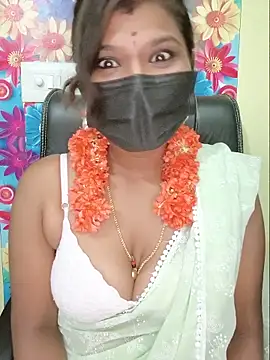 Snapshot of Premalatha_28 chatting on 06.10.26 Premalatha 28 online show from 06.10.26