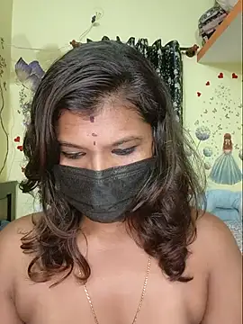 Snapshot of Premalatha_28 chatting on 06.19.26 Premalatha 28 online show from 06.19.26