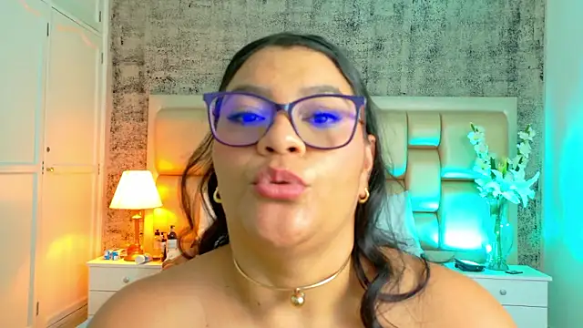 SelennaCooper online show from 03.17.26