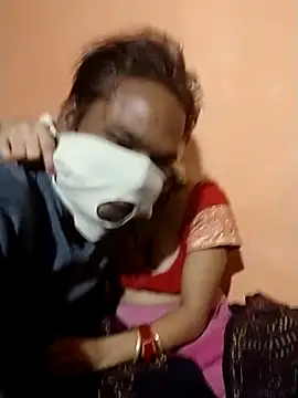 Snapshot of Chikanichameli2521 chatting on 12.01.25 Chikanichameli2521 online show from 12.01.25