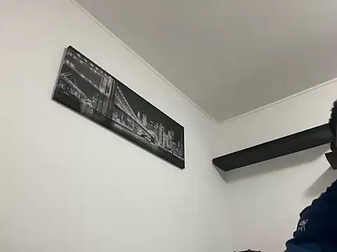 Snapshot of Doudou9371 chatting on 11.15.25 Doudou9371 online show from 11.15.25