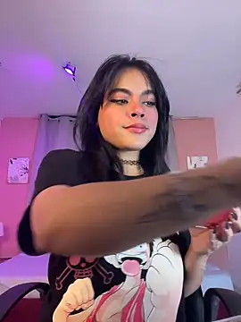 Sophie wyld online show from 11.25.25