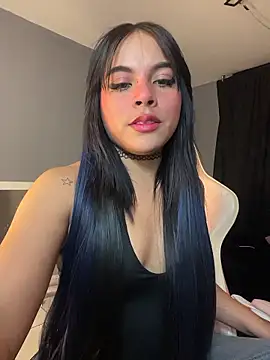 Sophie wyld online show from 01.17.26