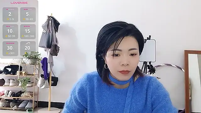 Snapshot of adele8731 chatting on 11.17.25 adele8731 online show from 11.17.25