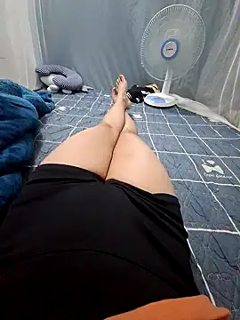 Snapshot of be-sex chatting on 11.16.25 be-sex online show from 11.16.25