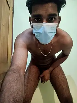 Snapshot of Yournextdoorboy chatting on 11.17.25 Yournextdoorboy online show from 11.17.25