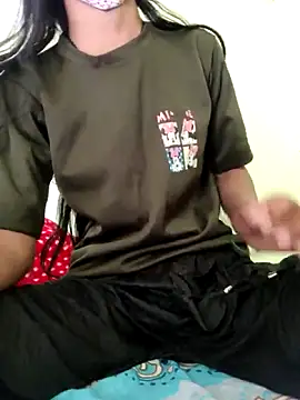 Snapshot of Menka_cut34 chatting on 12.16.25 Menka cut34 online show from 12.16.25