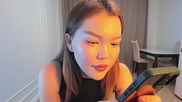 sakuraleen online show from 12.05.25