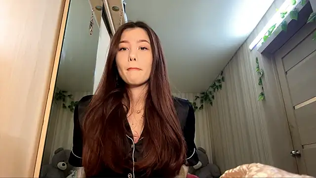 CutieSlim online show from 12.03.25