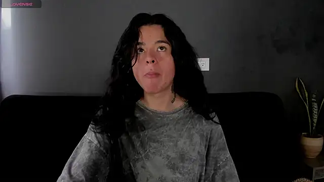 Angel-umbra online show from 11.28.25