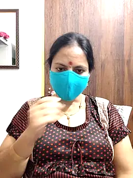 Snapshot of Queen-Neha chatting on 02.13.26 Queen-Neha online show from 02.13.26