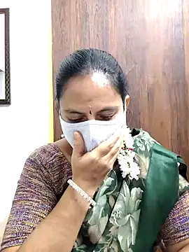 Snapshot of Queen-Neha chatting on 02.26.26 Queen-Neha online show from 02.26.26