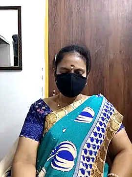 Snapshot of Queen-Neha chatting on 02.27.26 Queen-Neha online show from 02.27.26