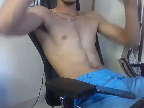 Snapshot of MischievousDuo chatting on 11.22.25 MischievousDuo online show from 11.22.25