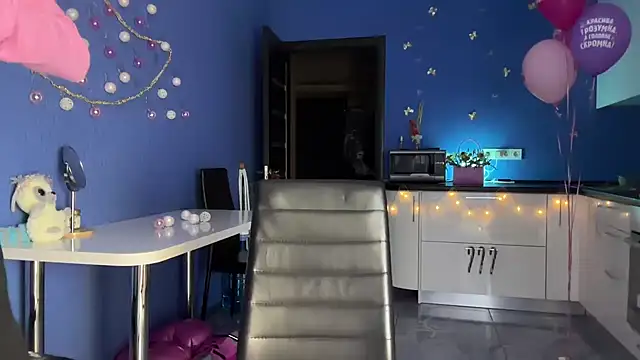 Jolienne online show from 12.18.25