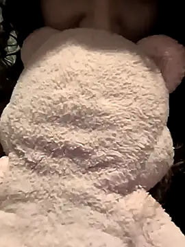 Snapshot of SamiBust96 chatting on 12.18.25 SamiBust96 online show from 12.18.25