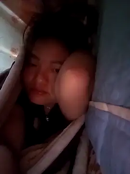 Lee-Thee online show from 11.25.25