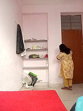 CUTE-LOVE-SWEETS online show from 12.20.25