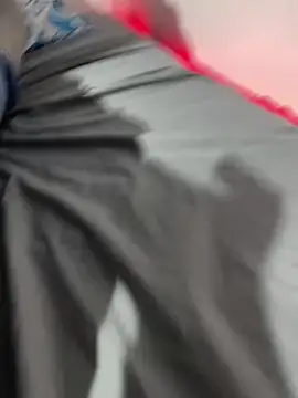 Snapshot of VioleeSaenz chatting on 11.22.25 VioleeSaenz online show from 11.22.25