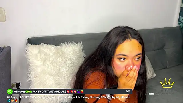 Snapshot of VioleeSaenz chatting on 03.03.26 VioleeSaenz online show from 03.03.26