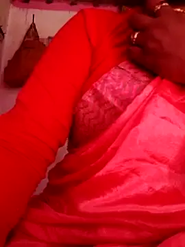 Snapshot of Sonam44 chatting on 11.23.25 Sonam44 online show from 11.23.25