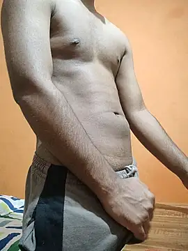 Snapshot of BhonduBaby chatting on 02.14.26 BhonduBaby online show from 02.14.26