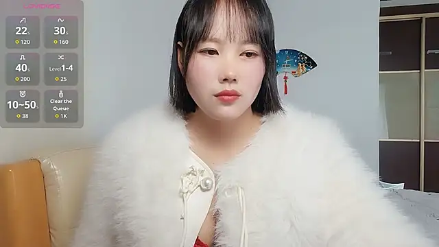 Misszhong online show from 11.19.25