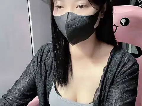 Hellen2999 online show from 12.17.25